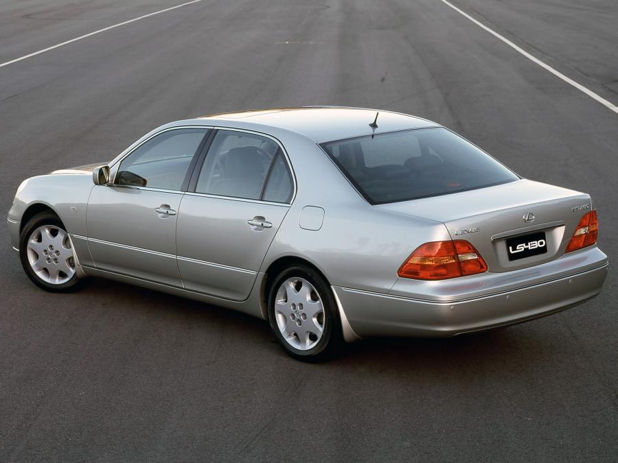  Lexus LS430 2000 года  (AU) (фото 8 из 16)